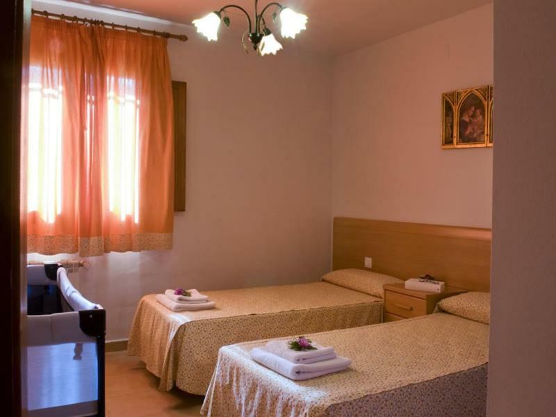 Casas Rurales El Moral Valdecanas Exterior photo